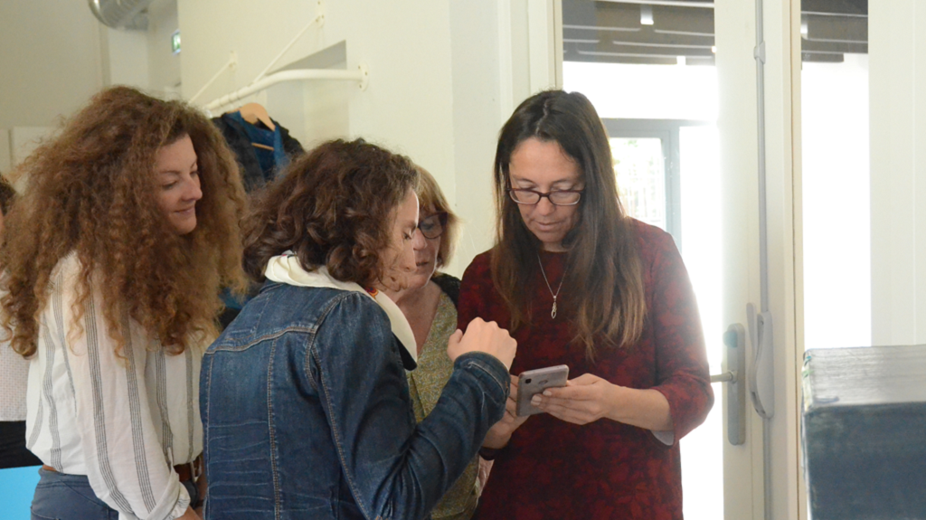https://grenoble.civiclab.eu/wp-content/uploads/2021/10/acceleration-2.png